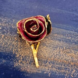 Vintage Elegant Red Rose Brooch